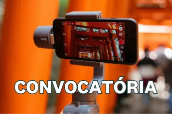 Chamada para inscrições está encerrado - um smartphone em um gimbal