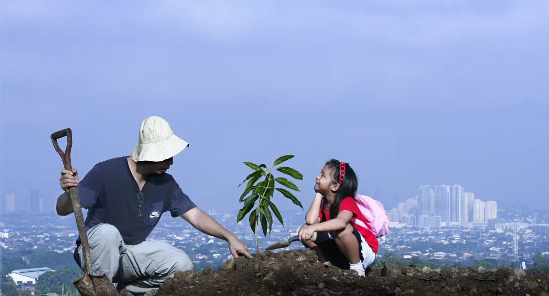 Pai e filha nas Filipinas